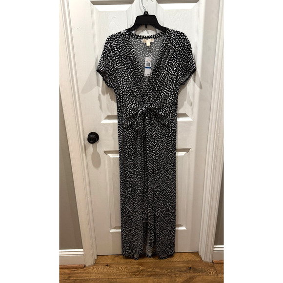 Michael Kors Dresses & Skirts - NWT Michael Kors Dress Black Wrap Tie Black White Spots Short Sleeve Womens XL